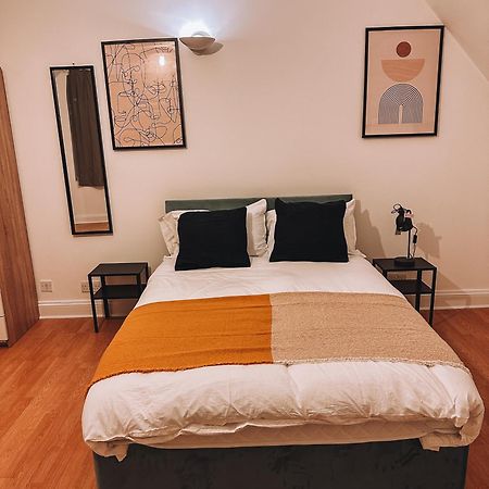 Spacious 3 Rooms In Tooting ลอนดอน ภายนอก รูปภาพ